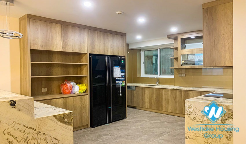 Newly renovated apartment with nice furniture for rent in E urban area ciputra